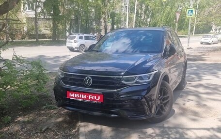 Volkswagen Tiguan II, 2021 год, 3 875 000 рублей, 26 фотография