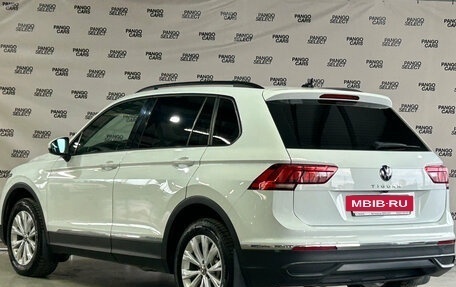 Volkswagen Tiguan II, 2021 год, 2 630 000 рублей, 4 фотография