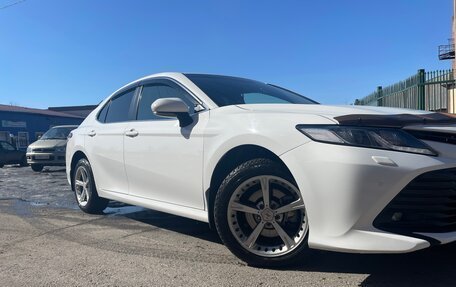 Toyota Camry, 2020 год, 3 150 000 рублей, 2 фотография