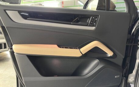 Porsche Cayenne III, 2025 год, 17 580 000 рублей, 12 фотография