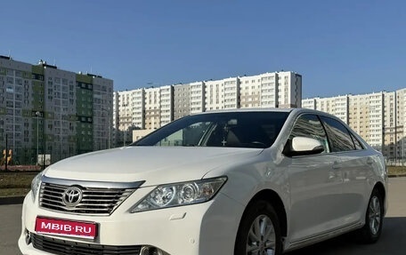 Toyota Camry, 2014 год, 1 830 000 рублей, 1 фотография