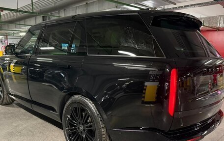 Land Rover Range Rover IV рестайлинг, 2025 год, 27 980 000 рублей, 5 фотография