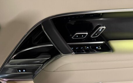 Land Rover Range Rover IV рестайлинг, 2025 год, 27 980 000 рублей, 34 фотография