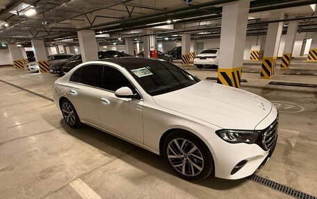 Mercedes-Benz E-Класс, 2024 год, 6 800 000 рублей, 4 фотография