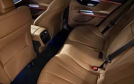 Mercedes-Benz E-Класс, 2024 год, 6 800 000 рублей, 17 фотография