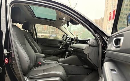 Honda Vezel, 2023 год, 2 200 000 рублей, 9 фотография