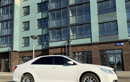 Toyota Camry, 2014 год, 1 830 000 рублей, 2 фотография