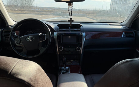 Toyota Camry, 2014 год, 1 830 000 рублей, 9 фотография