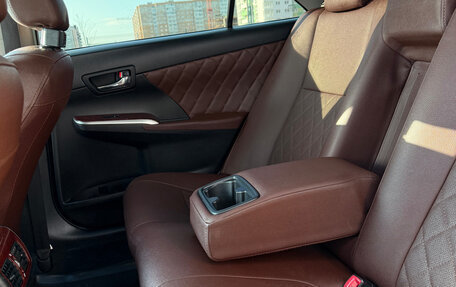 Toyota Camry, 2014 год, 1 830 000 рублей, 7 фотография