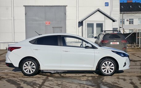 Hyundai Solaris II рестайлинг, 2021 год, 1 699 000 рублей, 4 фотография