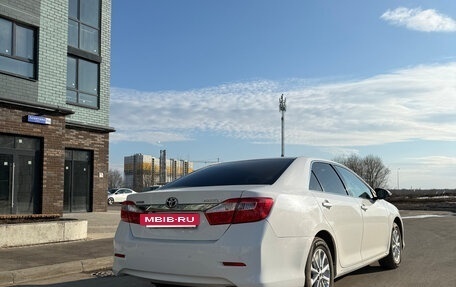 Toyota Camry, 2014 год, 1 830 000 рублей, 3 фотография