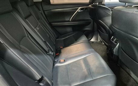 Lexus RX IV рестайлинг, 2018 год, 4 150 000 рублей, 14 фотография