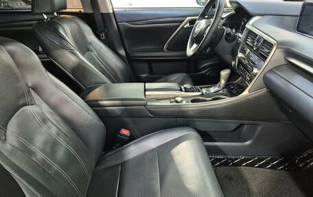 Lexus RX IV рестайлинг, 2018 год, 4 150 000 рублей, 13 фотография