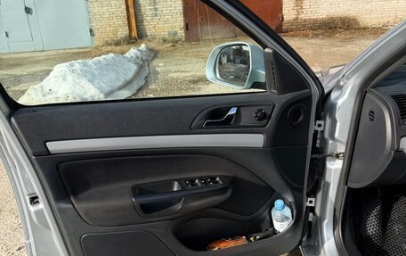 Skoda Octavia, 2011 год, 880 000 рублей, 8 фотография