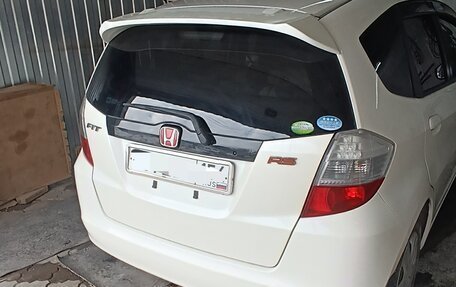 Honda Fit III, 2010 год, 710 000 рублей, 2 фотография