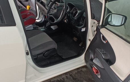 Honda Fit III, 2010 год, 710 000 рублей, 5 фотография