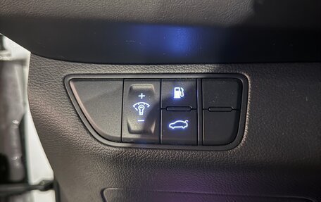 Genesis G70 I, 2018 год, 1 800 000 рублей, 11 фотография