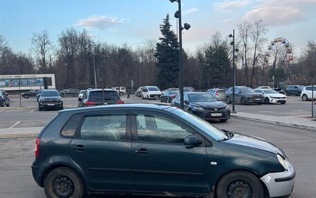 Volkswagen Polo IV рестайлинг, 2002 год, 290 000 рублей, 3 фотография