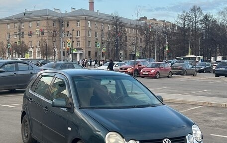 Volkswagen Polo IV рестайлинг, 2002 год, 290 000 рублей, 2 фотография