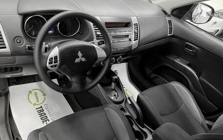 Mitsubishi Outlander III рестайлинг 3, 2010 год, 1 145 000 рублей, 9 фотография