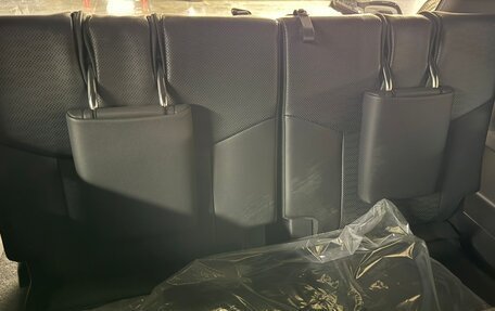 Toyota Land Cruiser Prado, 2025 год, 11 000 000 рублей, 34 фотография