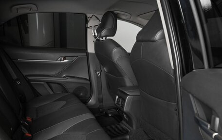 Toyota Camry, 2021 год, 3 486 500 рублей, 8 фотография