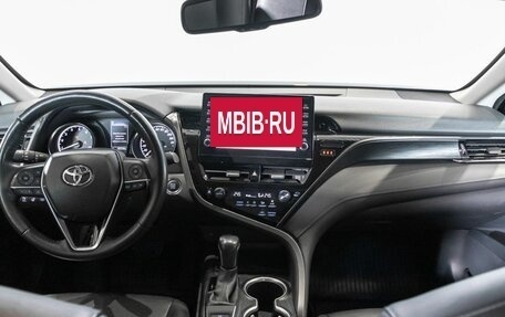 Toyota Camry, 2021 год, 3 486 500 рублей, 6 фотография