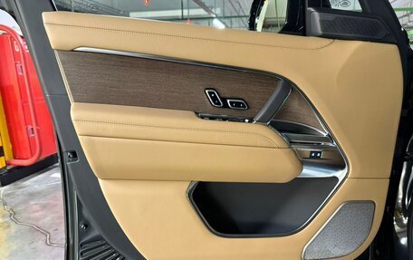 Land Rover Range Rover IV рестайлинг, 2025 год, 24 850 000 рублей, 12 фотография