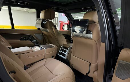 Land Rover Range Rover IV рестайлинг, 2025 год, 24 850 000 рублей, 38 фотография