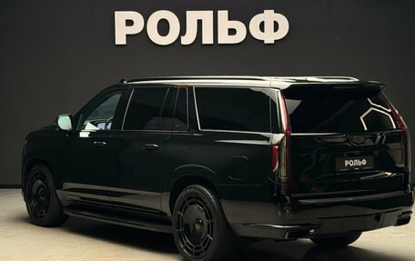 Cadillac Escalade V, 2022 год, 11 990 000 рублей, 3 фотография