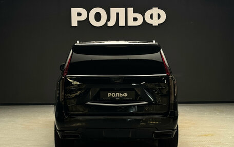 Cadillac Escalade V, 2022 год, 11 990 000 рублей, 4 фотография