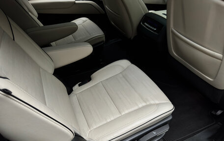 Cadillac Escalade V, 2022 год, 11 990 000 рублей, 26 фотография