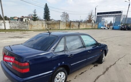 Volkswagen Passat B4, 1995 год, 210 000 рублей, 4 фотография