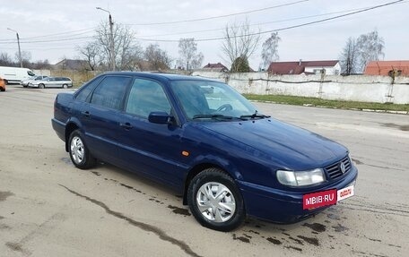Volkswagen Passat B4, 1995 год, 210 000 рублей, 2 фотография