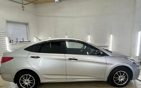Hyundai Solaris II рестайлинг, 2012 год, 697 000 рублей, 4 фотография