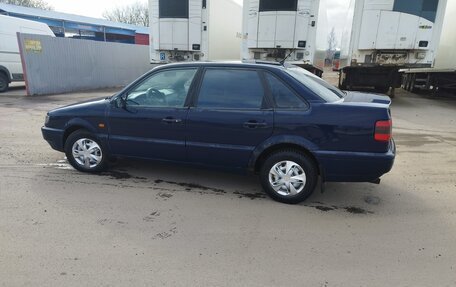 Volkswagen Passat B4, 1995 год, 210 000 рублей, 6 фотография