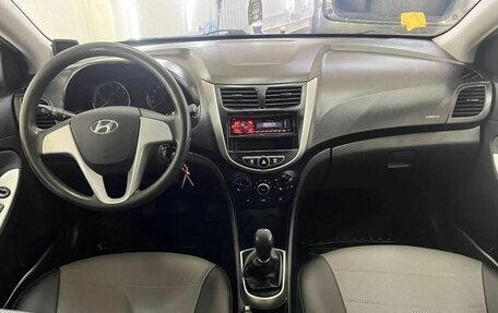 Hyundai Solaris II рестайлинг, 2012 год, 697 000 рублей, 10 фотография