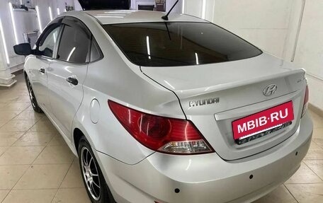 Hyundai Solaris II рестайлинг, 2012 год, 697 000 рублей, 7 фотография