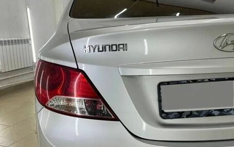 Hyundai Solaris II рестайлинг, 2012 год, 697 000 рублей, 23 фотография