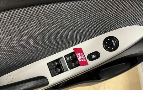 Hyundai Solaris II рестайлинг, 2012 год, 697 000 рублей, 25 фотография