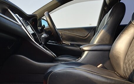 Toyota Harrier, 2019 год, 3 400 000 рублей, 2 фотография