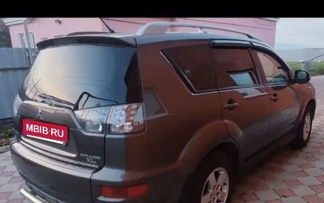 Mitsubishi Outlander III рестайлинг 3, 2010 год, 1 700 000 рублей, 4 фотография