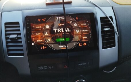 Mitsubishi Outlander III рестайлинг 3, 2010 год, 1 700 000 рублей, 5 фотография