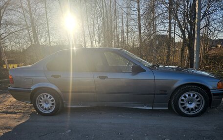 BMW 3 серия, 1993 год, 285 000 рублей, 4 фотография