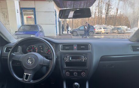 Volkswagen Jetta VI, 2013 год, 925 000 рублей, 9 фотография