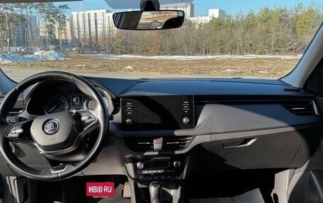 Skoda Rapid II, 2021 год, 1 650 000 рублей, 2 фотография