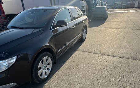 Skoda Superb III рестайлинг, 2012 год, 990 000 рублей, 6 фотография