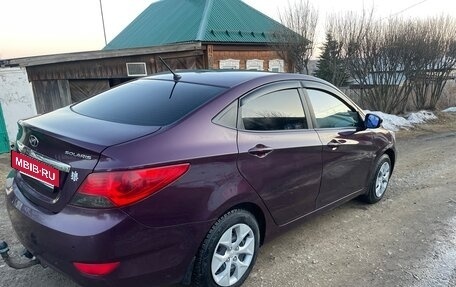 Hyundai Solaris II рестайлинг, 2013 год, 800 000 рублей, 4 фотография