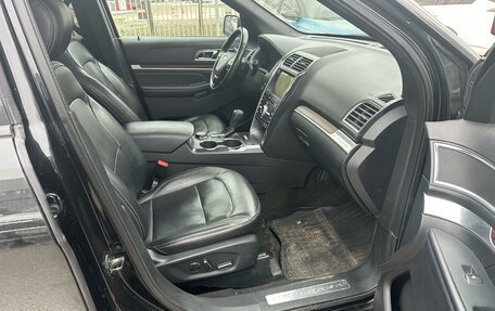 Ford Explorer VI, 2018 год, 3 099 000 рублей, 6 фотография