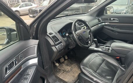 Ford Explorer VI, 2018 год, 3 099 000 рублей, 8 фотография